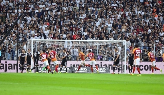 Beşiktaş, Galatasaray maçından kareler...