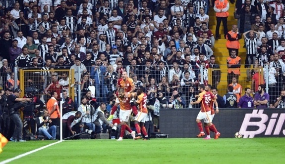 Beşiktaş, Galatasaray maçından kareler...