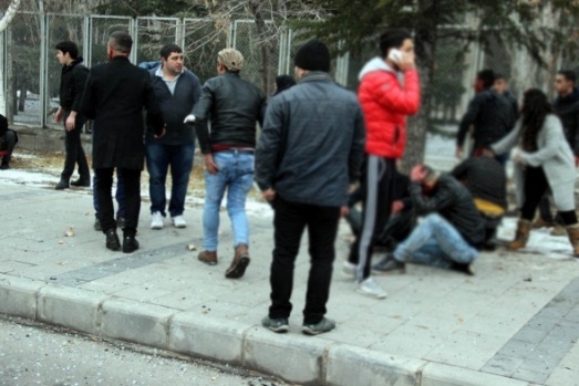 Kayseri Erciyes Üniversitesi önünde patlama