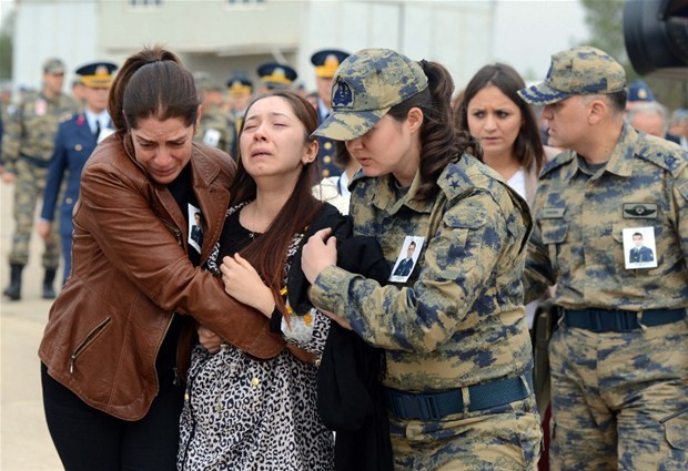 Şehit astsubay gözyaşları arasında uğurlandı