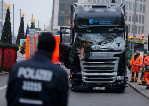 Berlin'deki saldırıyı DEAŞ üstlendi