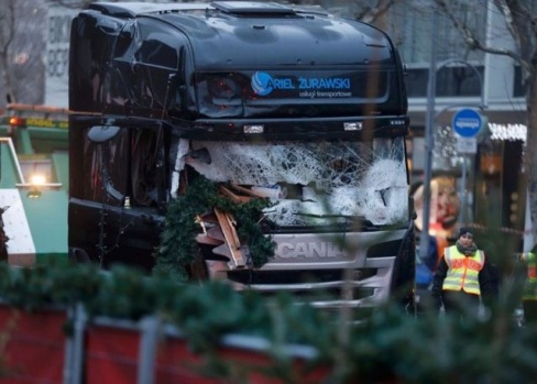 Berlin'deki saldırıyı DEAŞ üstlendi