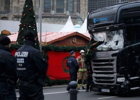 Berlin'deki saldırıyı DEAŞ üstlendi