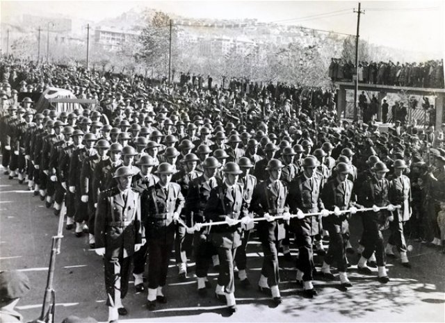 Atatürk'ün cenazesinden hiç görünmeyen fotoğraflar