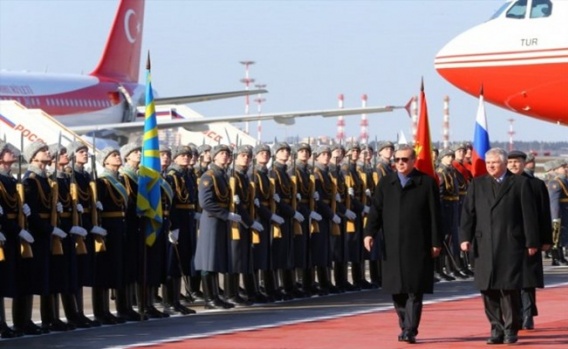 Cumhurbaşkanı Erdoğan Moskova'da böyle karşılandı