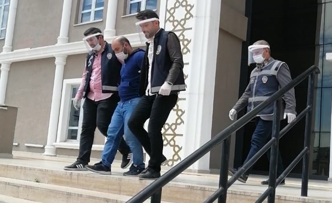 5 yıldır cinayetten aranan şahıs Kocaeli’de yakalandı 5 yıldır cinayetten aranan şahıs Kocaeli’de yakalandı