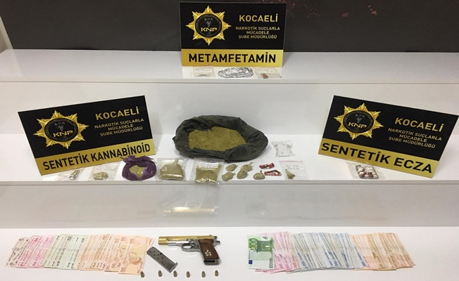 Kocaeli'de uyuşturucu operasyonu Kocaeli'de uyuşturucu operasyonu