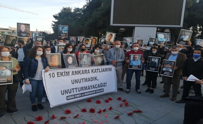 Ankara katliamında hayatını kaybedenler Gebze'de anıldı!