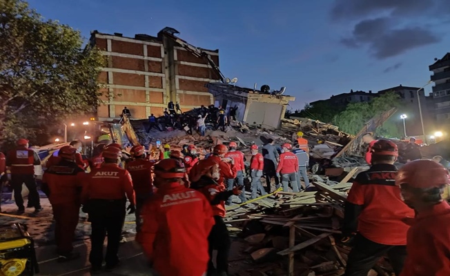 İzmir'deki depremde ölü sayısı 35'e yükseldi
