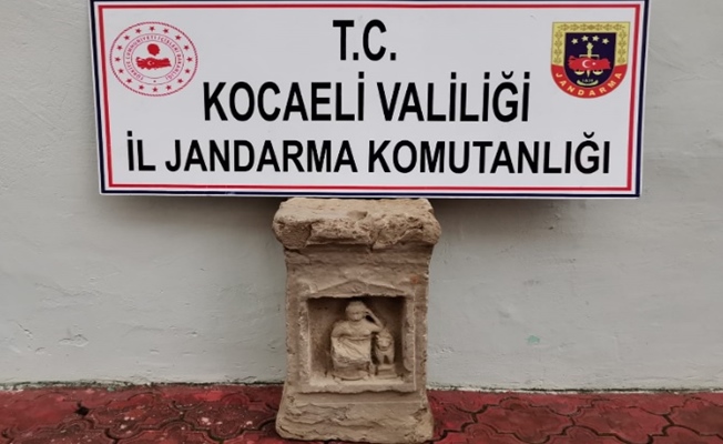 Kocaeli'de Roma dönemine ait heykel ele geçirildi