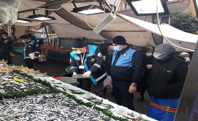 Ümraniye'de balıkçı tezgahlarına sıkı denetim