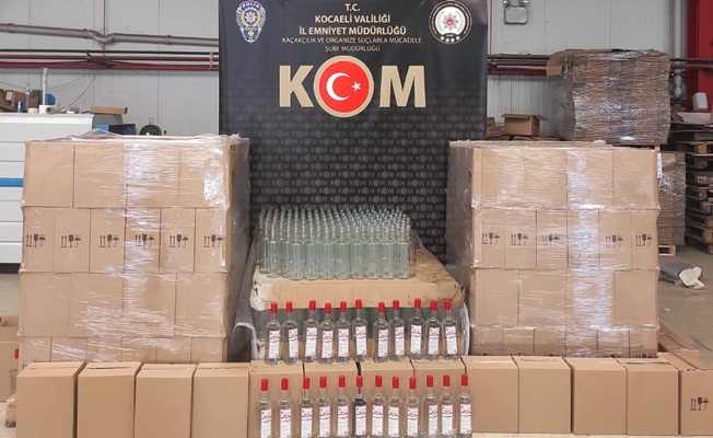Tonlarca etil alkol ele geçirildi! Tonlarca etil alkol ele geçirildi!