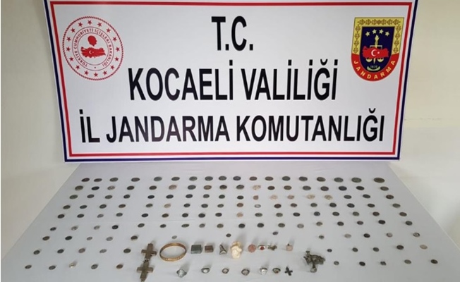 Kocaeli'de tarihi eser kaçakçıları yakalandı! Kocaeli'de tarihi eser kaçakçıları yakalandı!