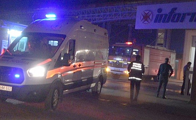 Fabrika'da patlayan akü yangına neden oldu! Fabrika'da patlayan akü yangına neden oldu!