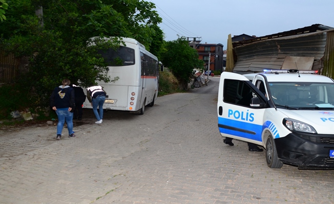 Kocaeli Emniyetinden şafak operasyonu! Kocaeli Emniyetinden şafak operasyonu!