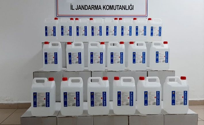 Kocaeli'de 700 litre sahte etil alkol ele geçirildi