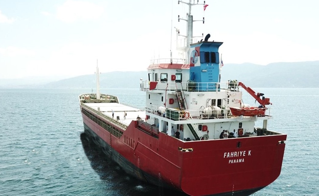 Körfezdeki geminin mürettebatı karantinaya alındı! Körfezdeki geminin mürettebatı karantinaya alındı!