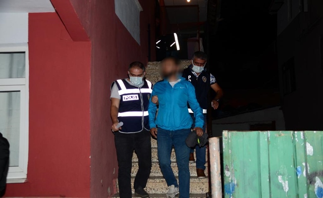 Polis aranan şahısları yakaladı Polis aranan şahısları yakaladı