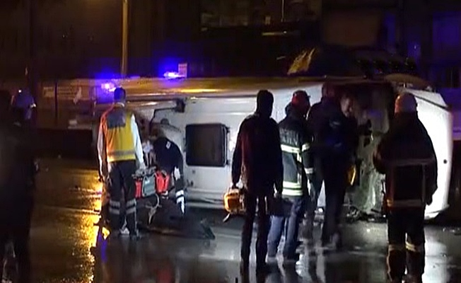 Servis minibüsüne tanker çarptı: 1 ölü, 1 yaralı!