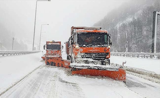 Bolu tüneli yapılacak kar temizleme çalışması nedeniyle bu gece trafiğe kapatılacak