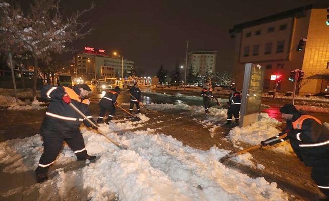 Gebze’de ekipler tam kadro sahada