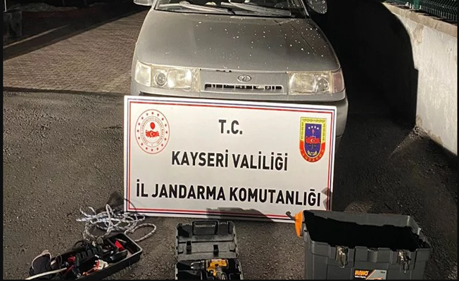 Kayseri'de baz istasyonu soyan kişi yakalandı