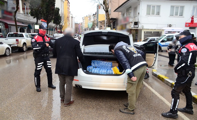 Aranan 17 kişi uygulamada yakalandı!