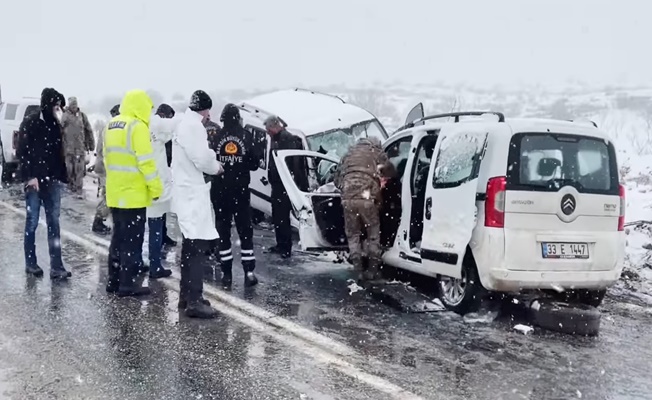 Mardin'de feci kaza; 4 ölü 5 yaralı!