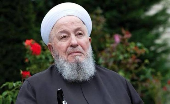 İsmailağa Cemaati lideri Mahmut Ustaosmanoğlu hayatını kaybetti İsmailağa Cemaati lideri Mahmut Ustaosmanoğlu hayatını kaybetti