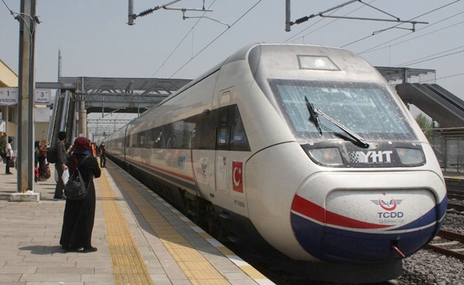 Tren seferlerine bayram ayarı