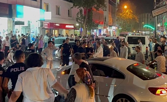 Adıyaman'da polis ekipleri kavgayı ayırırken saldırıya uğradı