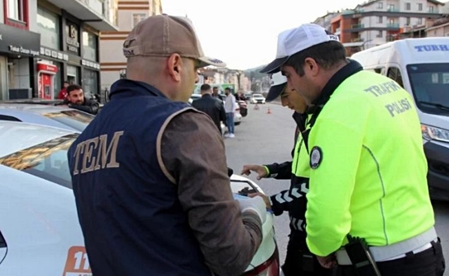 Eş zamanlı 'huzur': 769 yakalama