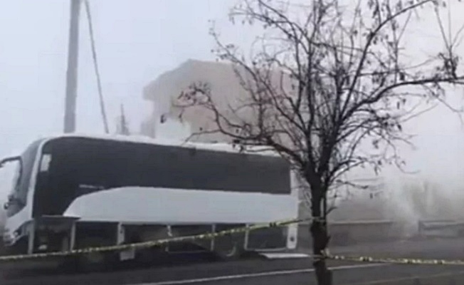 Diyarbakır'da polis aracına bombalı saldırı! 2 gözaltı