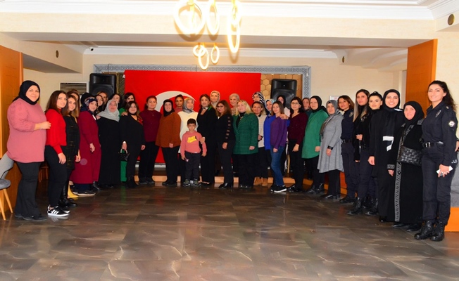 Özel gereksinimli bireyler ve aileleri kahvaltıda buluştu Özel gereksinimli bireyler ve aileleri kahvaltıda buluştu