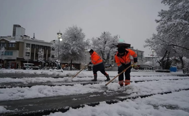 Konya'da 'kar ve buzlanma' mesaisi