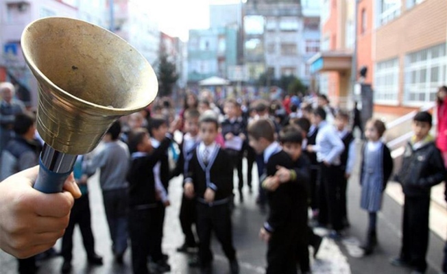 Kocaeli'de depremzede öğrenciler ders başı yaptı