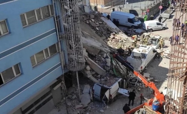 İstanbul'da metruk bina çöktü: 1 yaralı