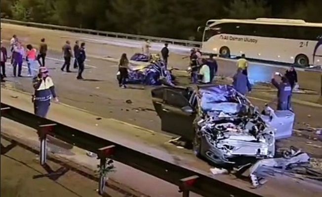 Adana'da feci kaza! 12 araç birbirine girdi: 7 ölü, 7 yaralı