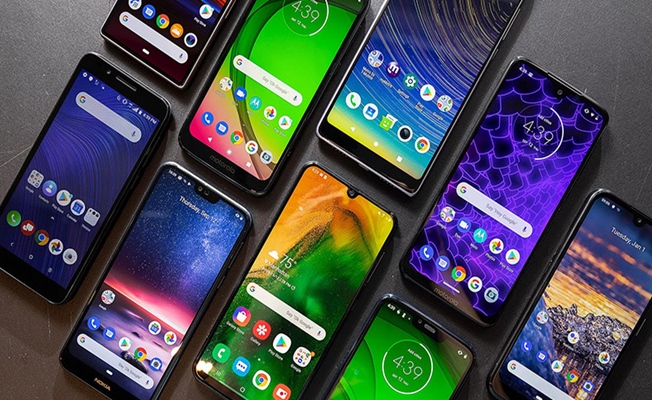 İşte gençlerin vergisiz alabileceği telefonlar!