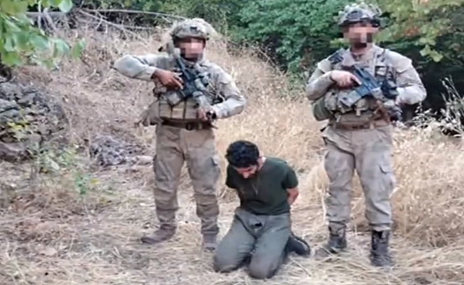 Teröristler fotokapana yakalandı!