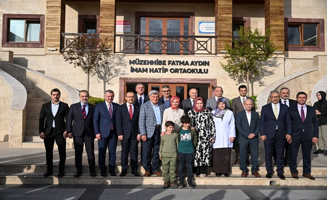 Aile ve Sosyal Hizmetler Bakanı  Mahinur Özdemir Göktaş, ‘Türkiye Yüzyılı Kariyer Zirvesi’ nde Gençlerle Buluştu