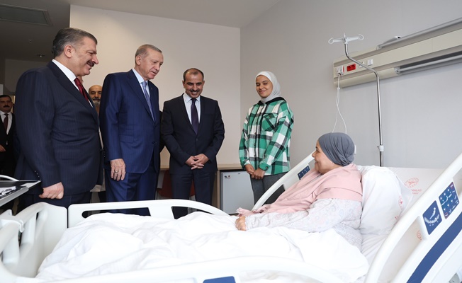 Cumhurbaşkanı Erdoğan'dan Gazze’den getirilen hastaları ziyaret etti