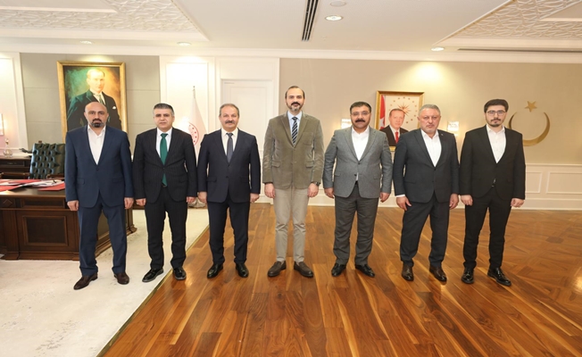 İstanbul’da Görev Yapan Sağlık Çalışanlarının Hizmet Puanı Artırımlı Hesaplanmalı
