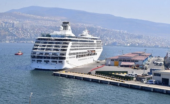 70 kruvaziyer İzmir'e 100 bin turist getirecek