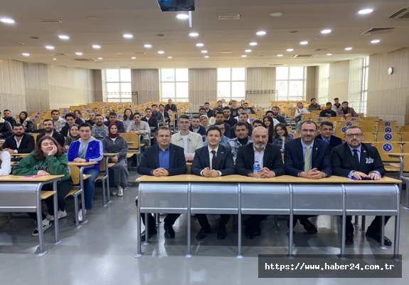 “Sakarya’da Kent ve Ekonomiye Katkı Verenler” konferansı düzenlendi