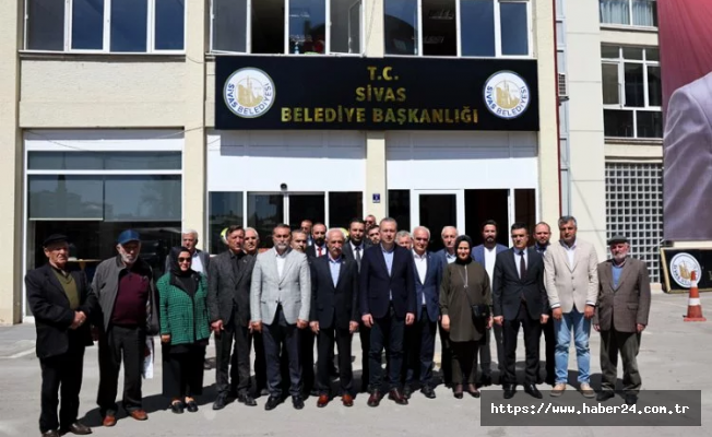 Sivas'ta tabelaya 'T.C.' eklendi Sivas'ta tabelaya 'T.C.' eklendi