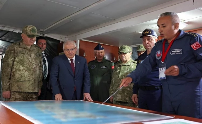 Bakan Yaşar Güler EFES-2024 Tatbikatı’nı denetledi
