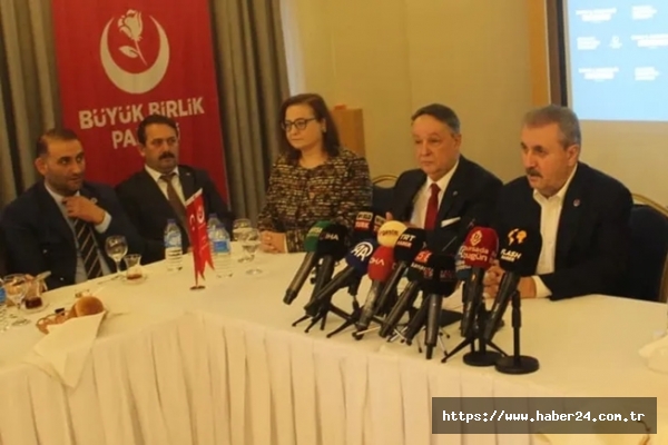 Destici: 2025'ten sonra gelecek erken seçim çağrılarına 'evet' demeyeceğiz