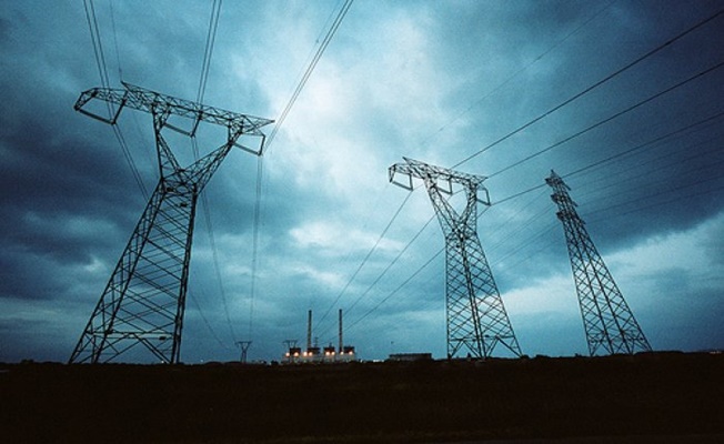 Mart'ta elektrik üretimi azaldı, tüketim arttı