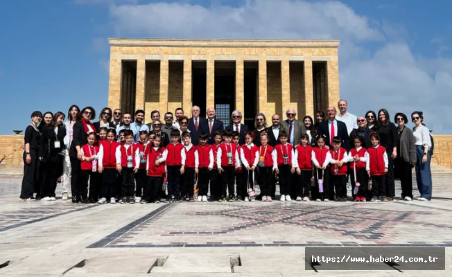 TEGV çocukları Ata'nın huzurunda